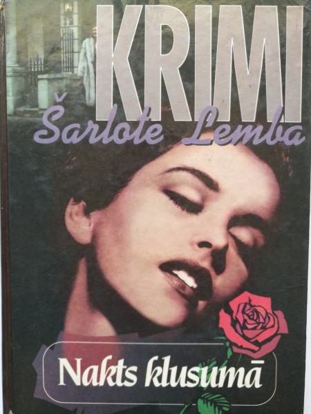 Nakts klusumā