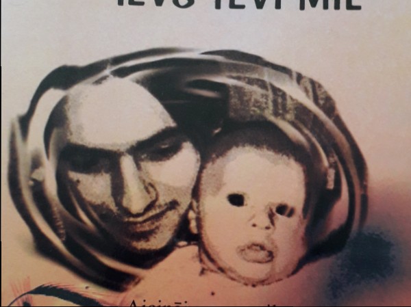 Tēvs tevi mīl