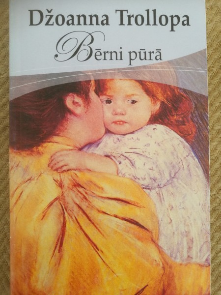 Bērni pūrā