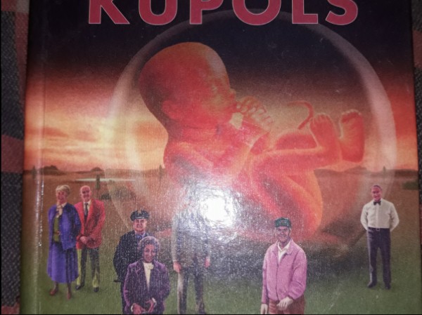 Stikla kupols