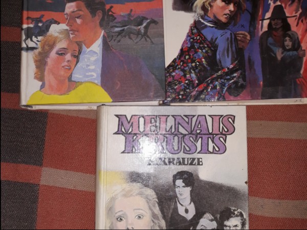 Melnais krusts