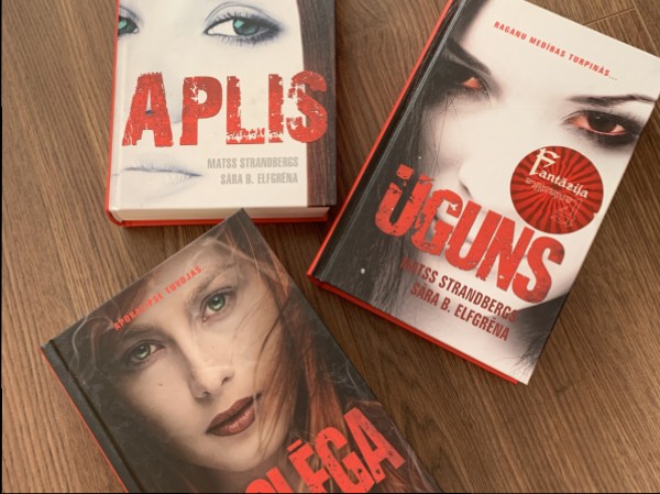 Aplis. Triloģija