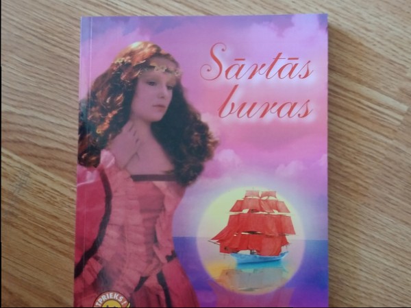 Sārtās buras