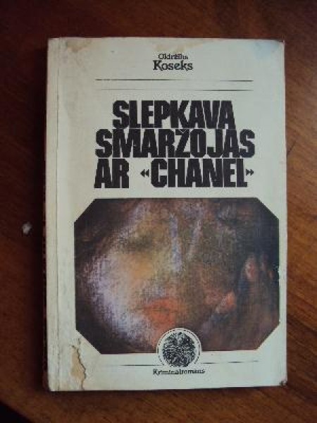 Slepkava smaržojas ar