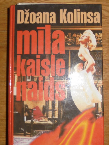 MĪLA KAISLE NAIDS