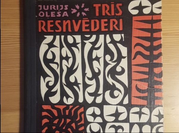 Trīs resnvēderi