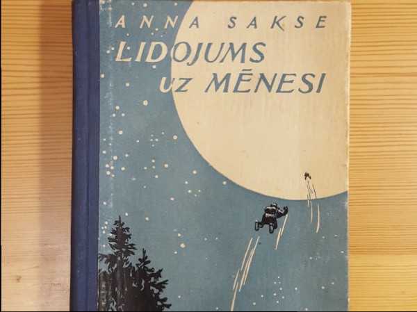 Lidojums uz mēnesi