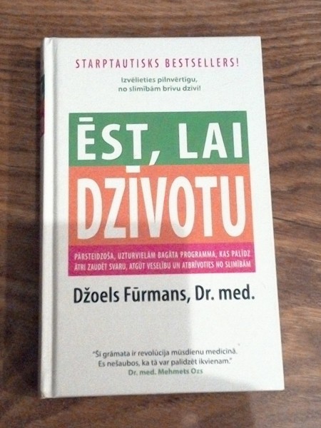 Ēst lai dzīvotu