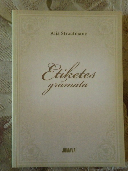 Etiķetes grāmata