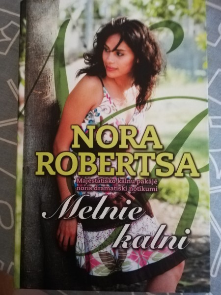 Melnie kalni