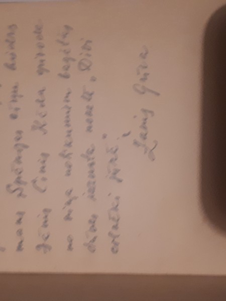 Divi cilvèki jùrà