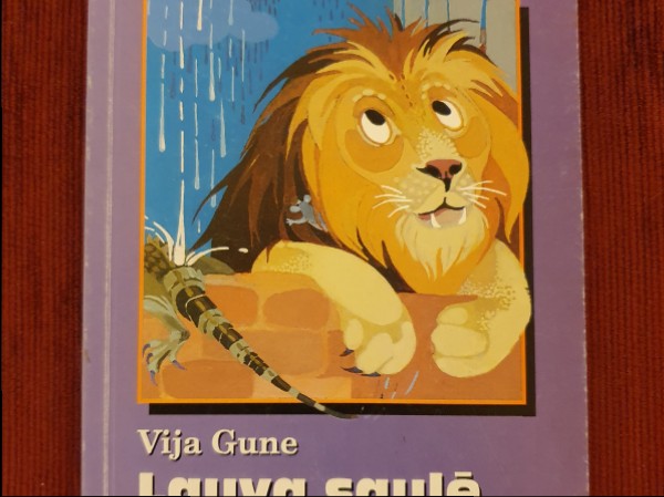 LAUVA SAULĒ DZIED