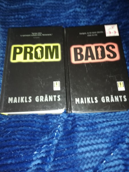 Prom  un Bads