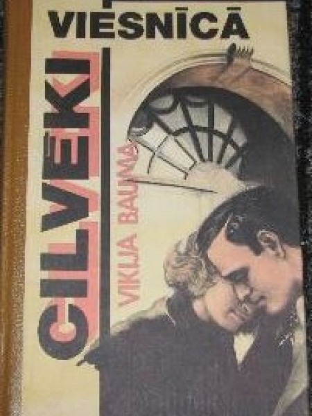 Cilvēki viesnīcā