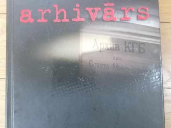 Arhivārs