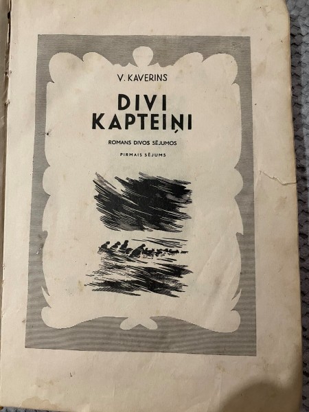 Divi kapteiņi