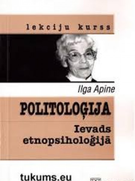 Politoloģija