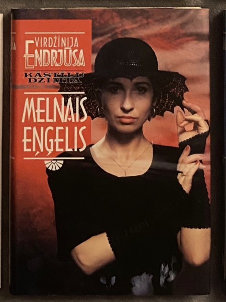 Melnais enģelis