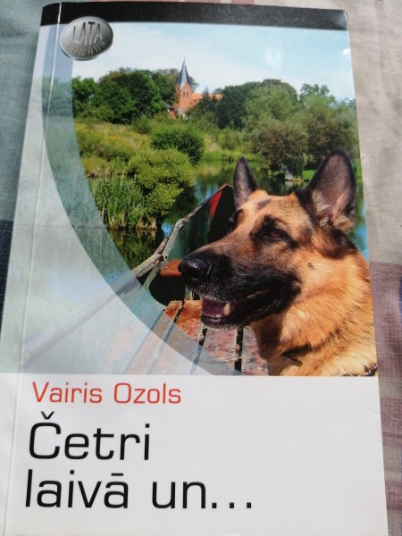 Četri laivā un