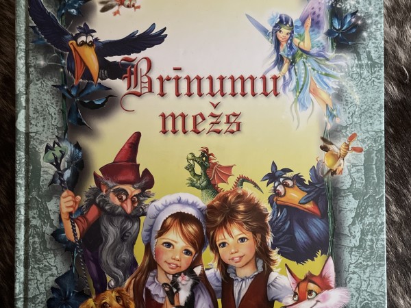 Brīnumu mežs