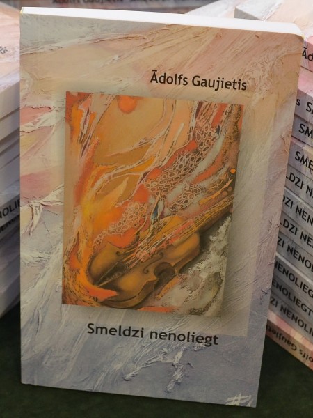 Smeldzi nenoliegt