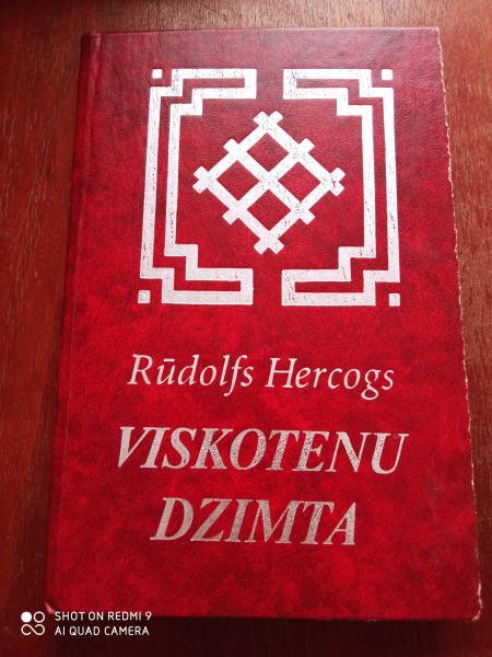 Viskotenu dzimta