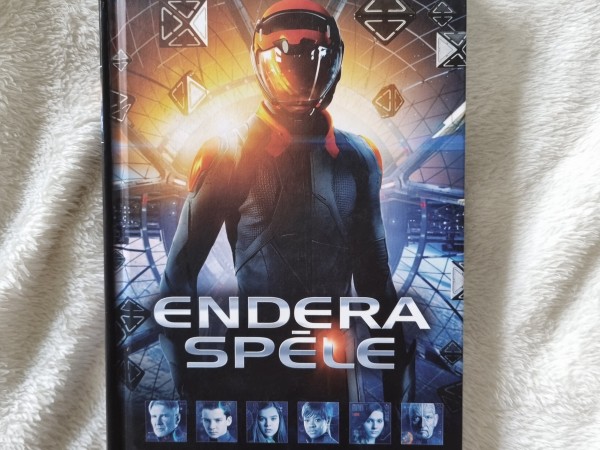Endera spēle