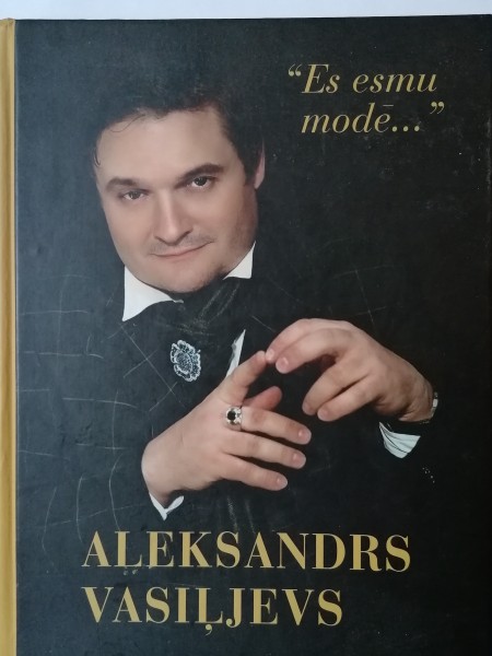 Es esmu modē...