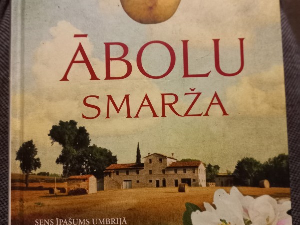 Ābolu  smarža