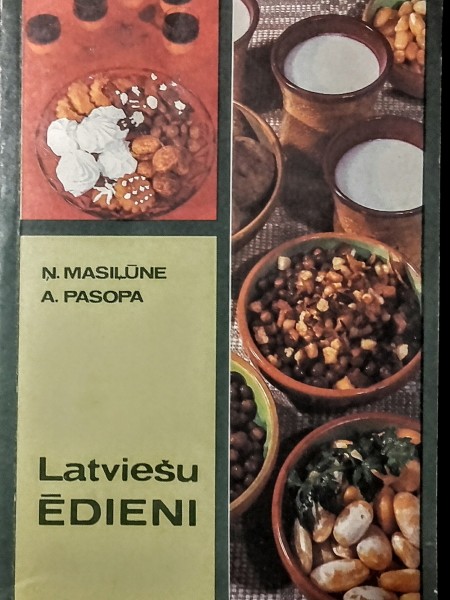 Latviešu ēdieni
