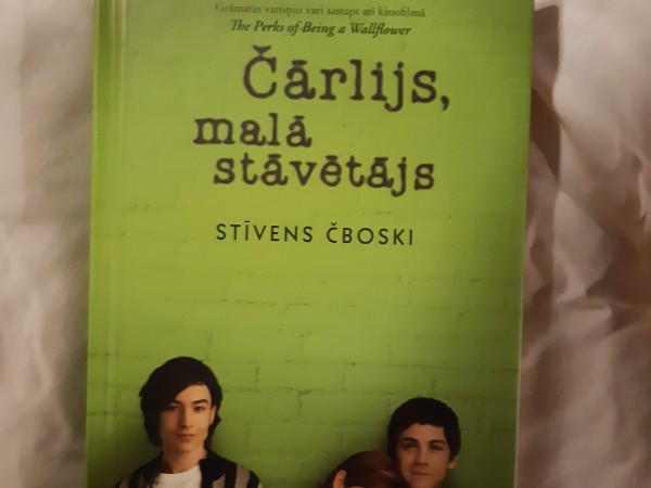Čārlijs malā stāvētājs