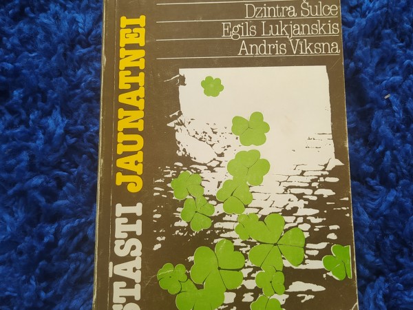 Stāsti jaunatnei