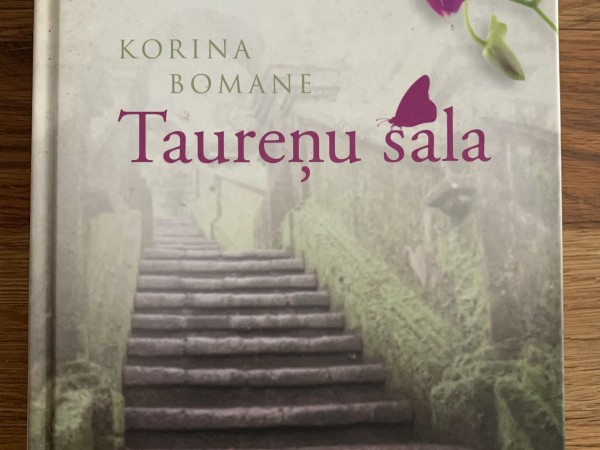 Taureņu sala