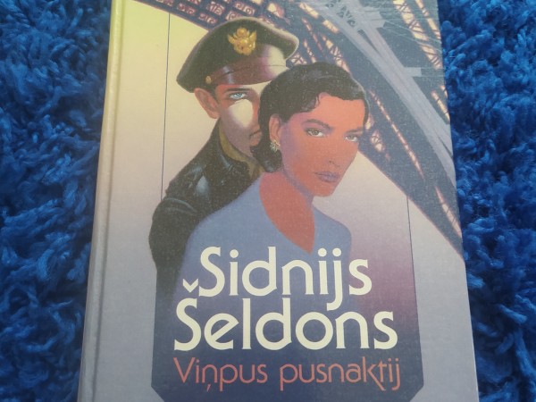 Viņpus pusnaktij