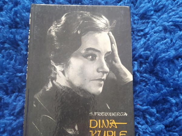 Dina Kuple
