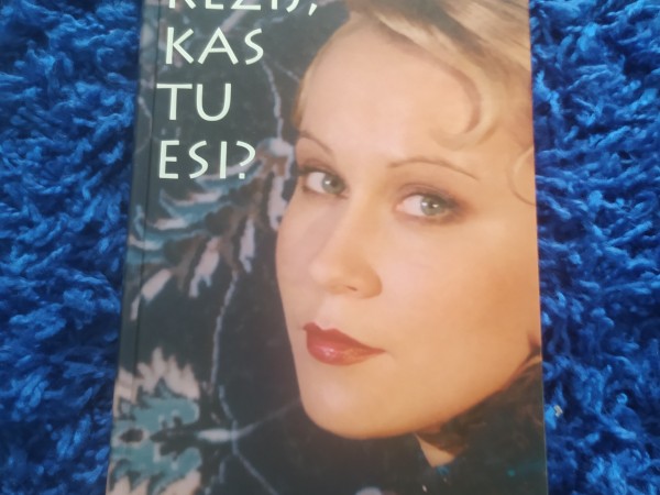 Rēzij, kas tu esi?