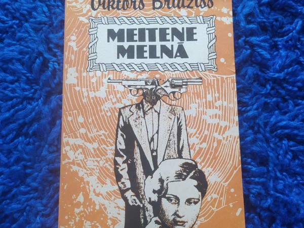 Meitene melnā