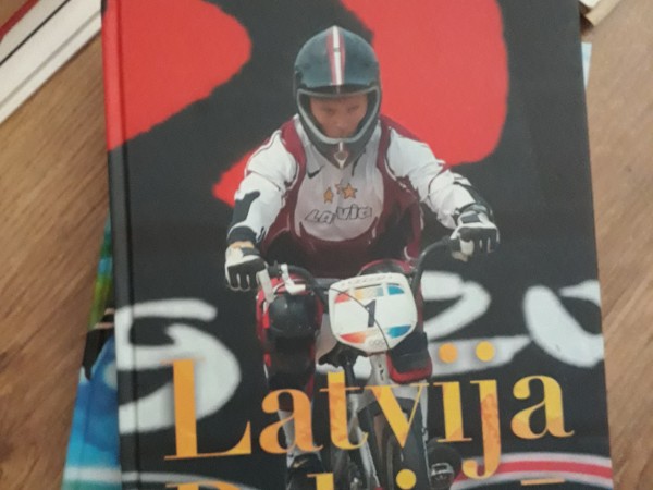 Latvija Pekina