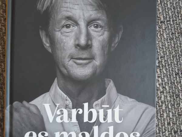 Varbūt es maldos