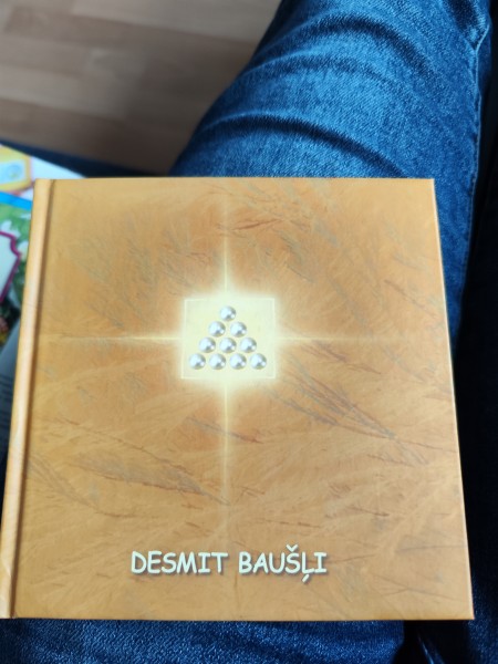 10 baušļi