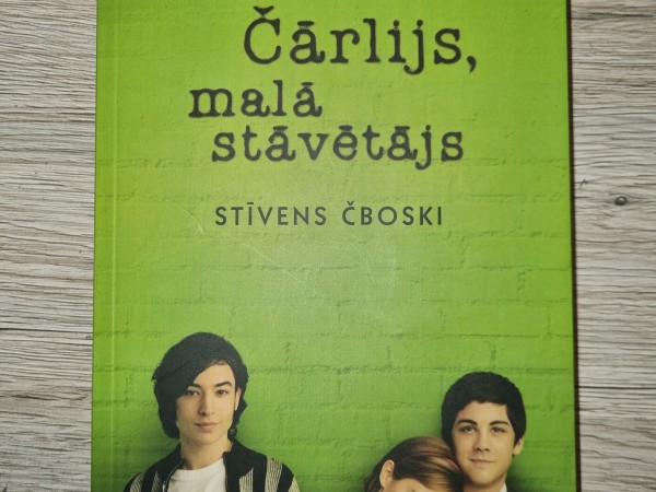 Čārlijs malā stāvētājs