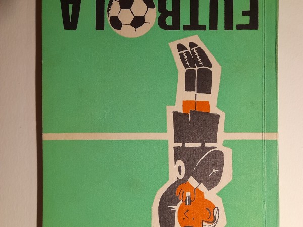 Futbola tiesāšana