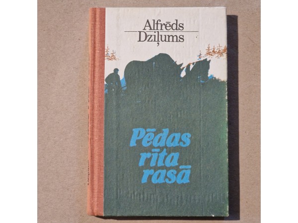Pēdas rīta rasā