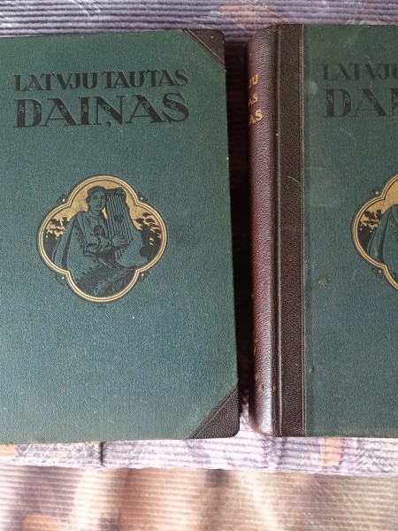Latvju dainas