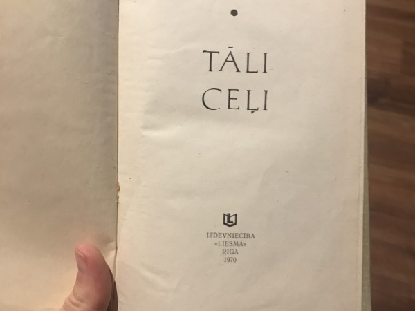 Tāli ceļi