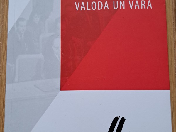 Valoda un vara