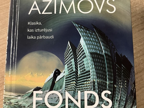 Fonds un impērija