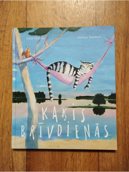 Kaķis brīvdienās