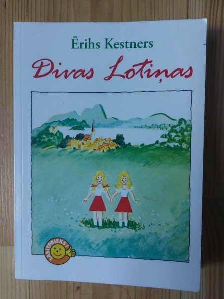 Divas lotiņas
