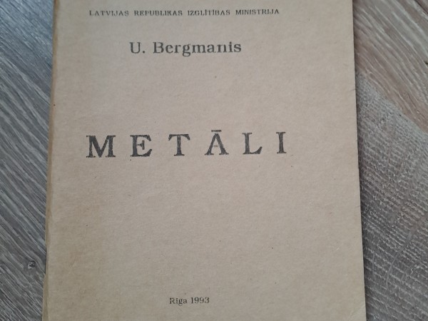 Metāli